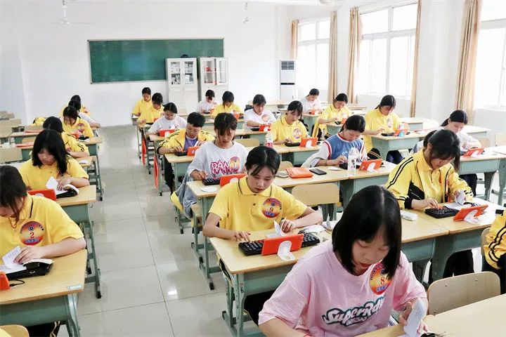 公办中职湖南省工业贸易学校2025年招生简章